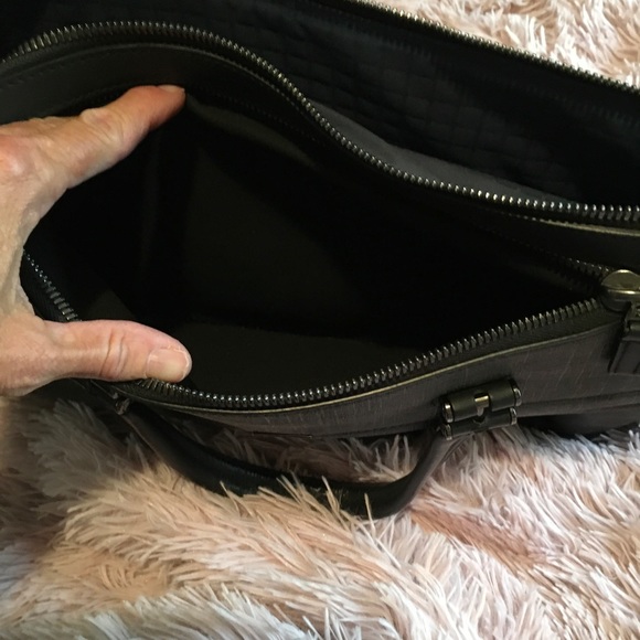 Tumi Bag-Gates Slim Messenger Leather/Canvas Laptop Bag - Picture 13 of 14